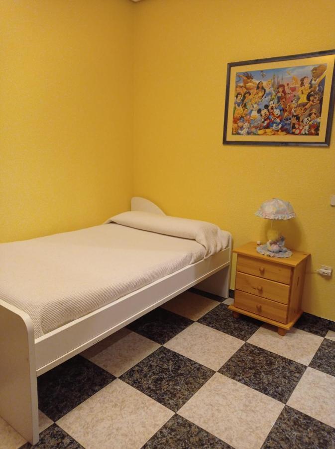 Apartamento Turistico Antigua Universidad ألماغرو المظهر الخارجي الصورة