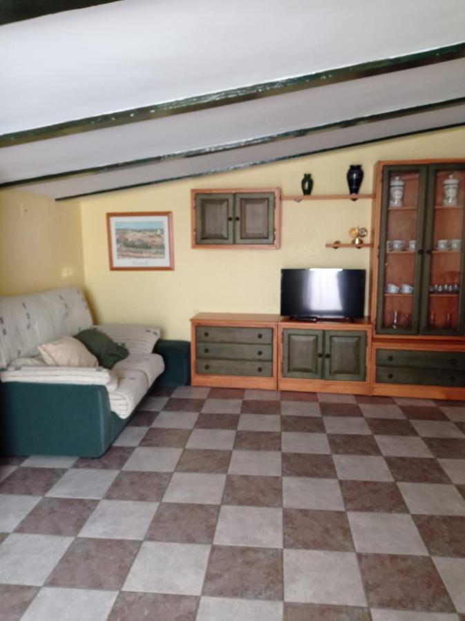 Apartamento Turistico Antigua Universidad ألماغرو المظهر الخارجي الصورة