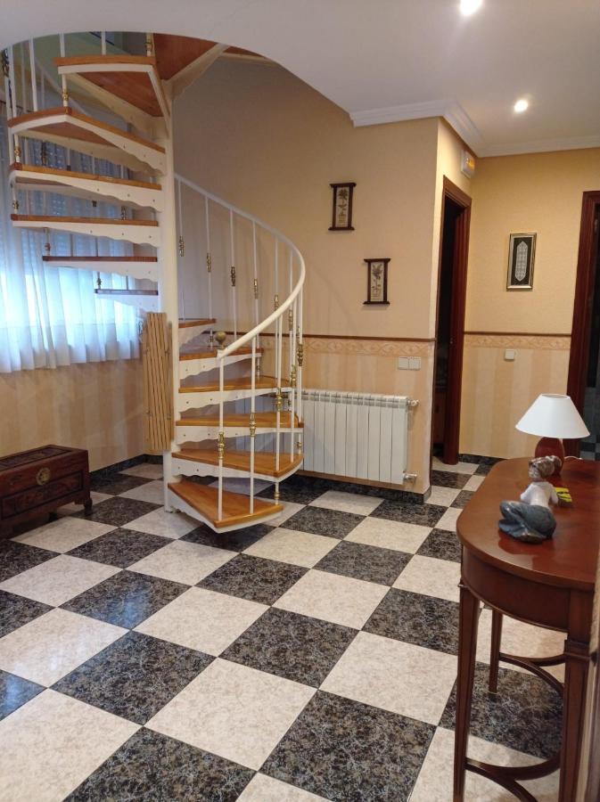 Apartamento Turistico Antigua Universidad ألماغرو المظهر الخارجي الصورة