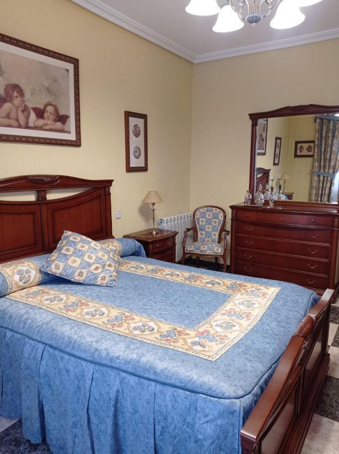 Apartamento Turistico Antigua Universidad ألماغرو المظهر الخارجي الصورة