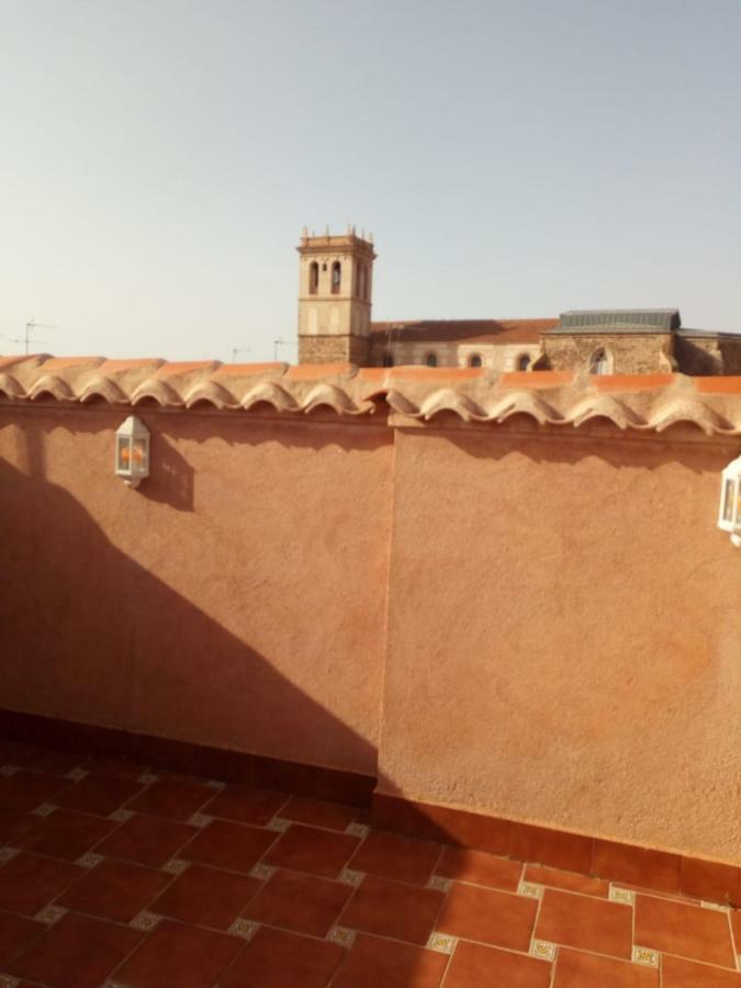 Apartamento Turistico Antigua Universidad ألماغرو المظهر الخارجي الصورة